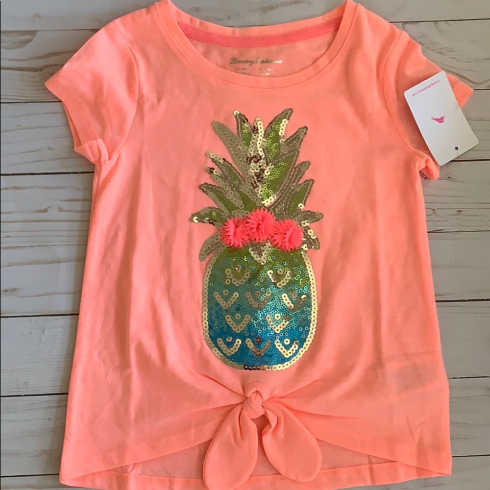 Tommy Bahama T shirt